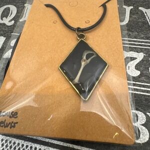 OOAK Handcrafted Taxidermy Oddities Mouse Pelvis Hip Bone Pendant Necklace‎